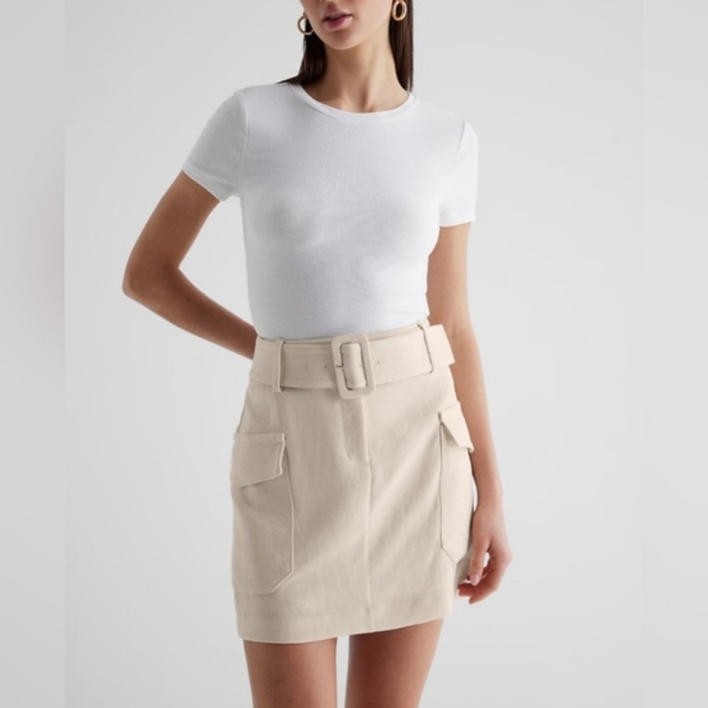 Express NWT Super‎ High Rise Belted Cargo Mini Skirt